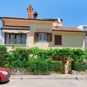 Nada - 150 M From Sea Mali Lošinj